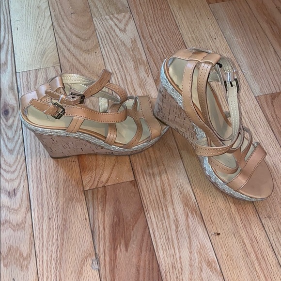 Nine West Platform Sandals - Picture 2 of 4